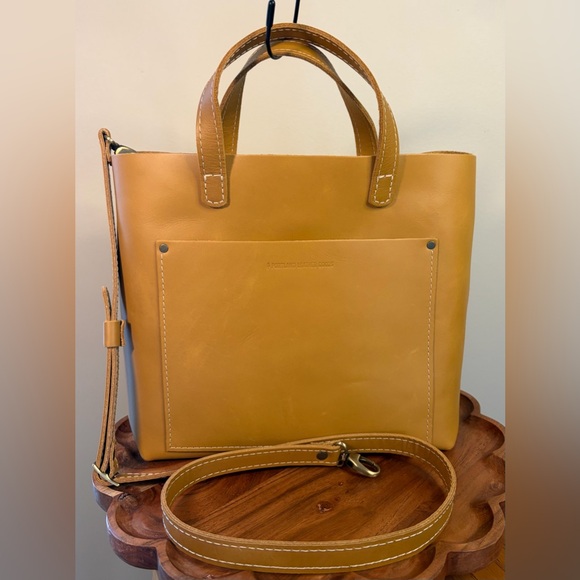 Portland Leather Medium Crossbody Tote Mango NWT - Picture 15 of 17